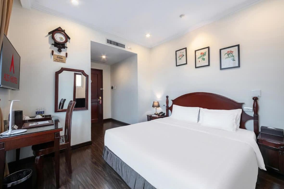 A25 Hotel - 15 Tran Quoc Toan Hanoi Buitenkant foto