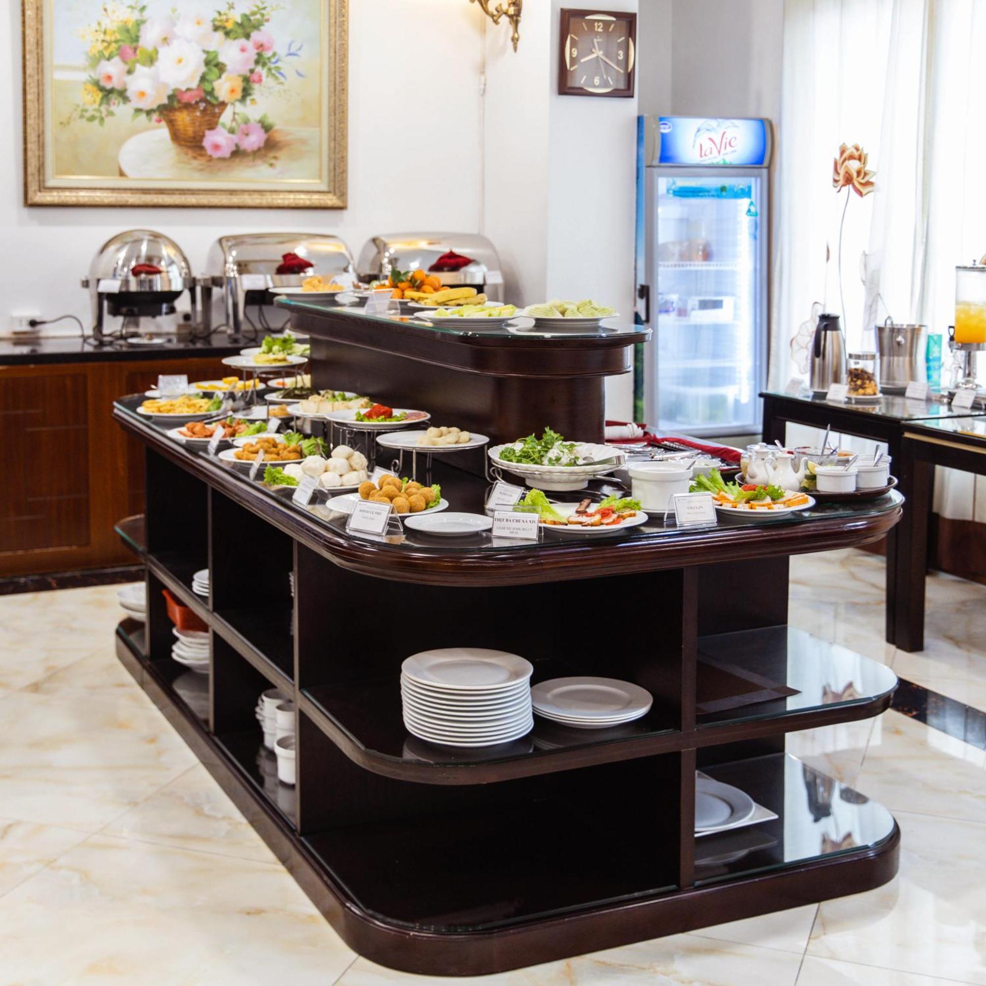 A25 Hotel - 15 Tran Quoc Toan Hanoi Buitenkant foto